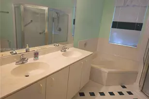 14715 Balgowan Rd, Miami Lakes, FL 33016 - Photo 7