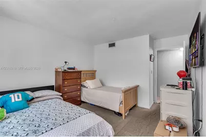 7400 Miami Lakes Dr #D205, Miami Lakes, FL 33014 - Photo 19