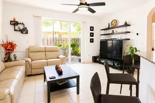 10955 NW 87th Ln, Doral, FL 33178 - Photo 3