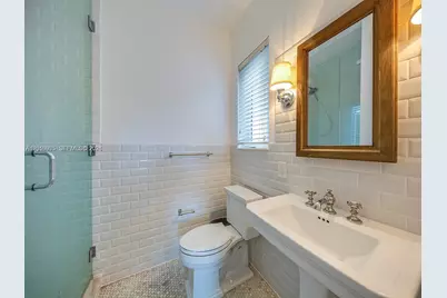 1082 NE 89th St, Miami, FL 33138 - Photo 13