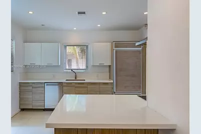 1082 NE 89th St, Miami, FL 33138 - Photo 11