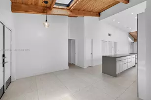 2619 S Parkview Dr, Hallandale Beach, FL 33009 - Photo 21