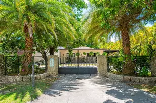 7650 SW 128th St, Pinecrest, FL 33156 - Photo 3