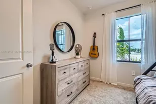 450 NE 12th St, Florida City, FL 33034 - Photo 11