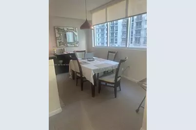 253 NE 2nd St #1402, Miami, FL 33132 - Photo 5