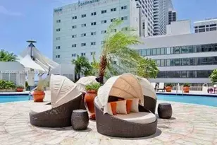 253 NE 2nd St, Miami, FL 33132 - Photo 23