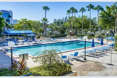 500 Three Islands Blvd #622, Hallandale Beach, FL 33009 - Photo 15