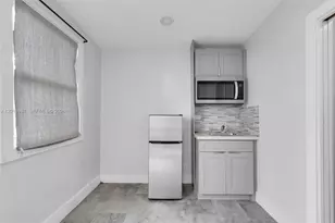 1121 N 71st Ave, Hollywood, FL 33024 - Photo 15