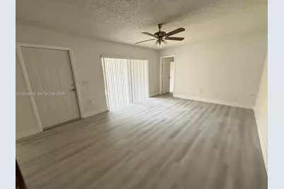9106 SW 20th St #C, Davie, FL 33324 - Photo 9