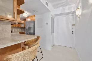2401 Collins Ave, Miami Beach, FL 33140 - Photo 11