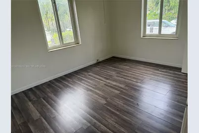 1510 NW 57th St, Miami, FL 33142 - Photo 5