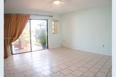 17523 NW 66th Ct, Hialeah, FL 33015 - Photo 13
