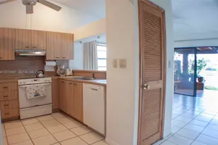 17523 NW 66th Ct, Hialeah, FL 33015 - Photo 9