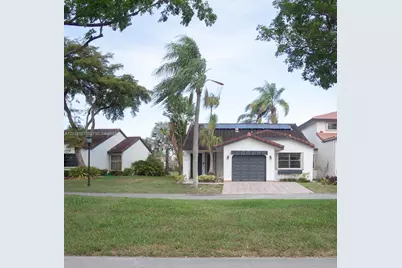 17523 NW 66th Ct, Hialeah, FL 33015 - Photo 17