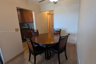 23 Easthampton A, West Palm Beach, FL 33417 - Photo 3