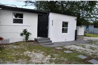 954 NW 75th St #b, Miami, FL 33150 - Photo 1