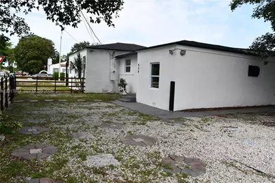 954 NW 75th St #b, Miami, FL 33150 - Photo 11
