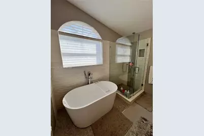 1401 NW 187th Ave, Pembroke Pines, FL 33029 - Photo 49