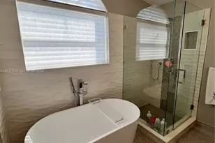 1401 NW 187th Ave, Pembroke Pines, FL 33029 - Photo 49