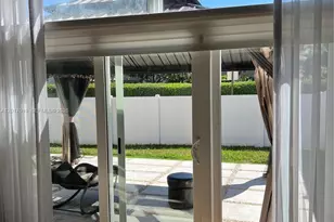 1401 NW 187th Ave, Pembroke Pines, FL 33029 - Photo 5