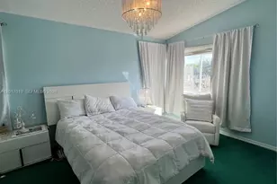 1401 NW 187th Ave, Pembroke Pines, FL 33029 - Photo 37