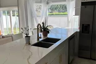 1401 NW 187th Ave, Pembroke Pines, FL 33029 - Photo 13