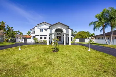 3352 SW 110th Ave, Miami, FL 33165 - Photo 1