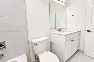 7772 NW 114th Pl, Doral, FL 33178 - Photo 31