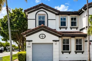 7772 NW 114th Pl, Doral, FL 33178 - Photo 1