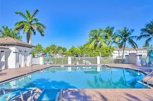 7772 NW 114th Pl, Doral, FL 33178 - Photo 11