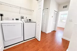 7772 NW 114th Pl, Doral, FL 33178 - Photo 27