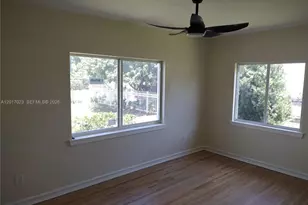 300 S Biscayne River Dr, Miami, FL 33169 - Photo 35