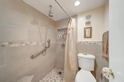 14154 Kendale Lakes Cir, Miami, FL 33183 - Photo 27