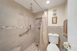 14154 Kendale Lakes Circle, Miami, FL 33183 - Photo 27