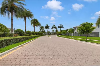 1392 SE 26th Ter, Homestead, FL 33035 - Photo 43