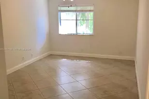 9855 Westview Dr, Coral Springs, FL 33076 - Photo 9