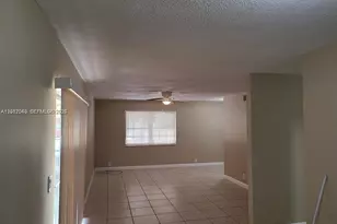 2713 NW 47th Terrace, Lauderdale Lakes, FL 33313 - Photo 5