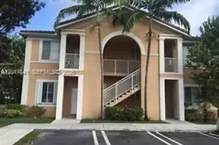 7080 NW 177th St, Hialeah, FL 33015 - Photo 1
