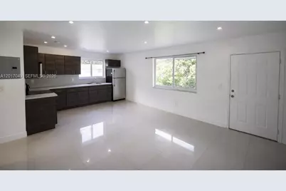 552 NE 61st St #4, Miami, FL 33137 - Photo 3
