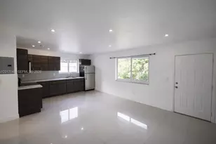 552 NE 61st St, Miami, FL 33137 - Photo 3