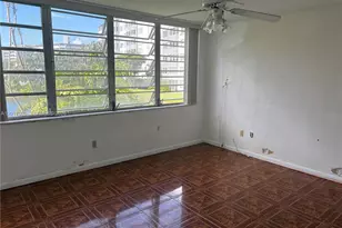 1770 NE 191st St, Miami, FL 33179 - Photo 17