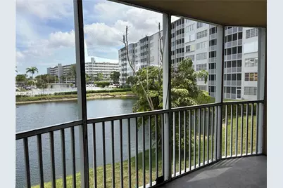 1770 NE 191st St #203-1, Miami, FL 33179 - Photo 3