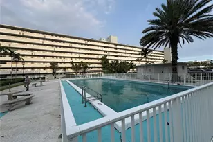 1770 NE 191st St, Miami, FL 33179 - Photo 33