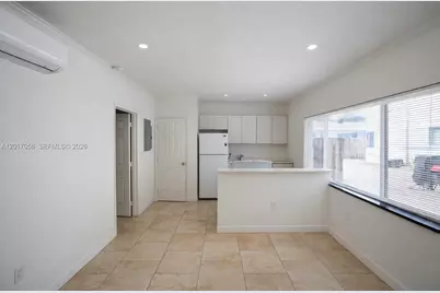 572 NE 67th St #5, Miami, FL 33138 - Photo 5