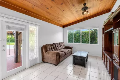 9470 NW 33rd Mnr, Sunrise, FL 33351 - Photo 11