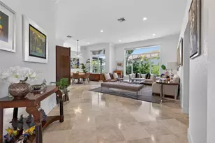 2576 Bay Pointe Dr, Weston, FL 33327 - Photo 7