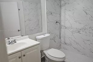 8290 Lake Dr, Doral, FL 33166 - Photo 9