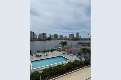 2750 NE 183rd St #T-211, Aventura, FL 33160 - Photo 13