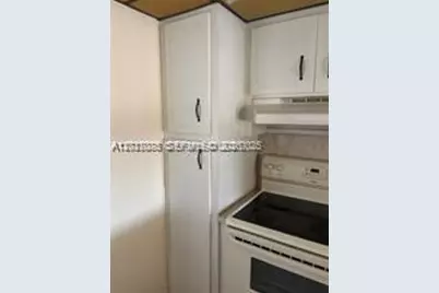 3774 Inverrary Blvd #305P, Lauderhill, FL 33319 - Photo 3