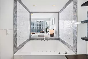 200 Biscayne Blvd Way, Miami, FL 33131 - Photo 21